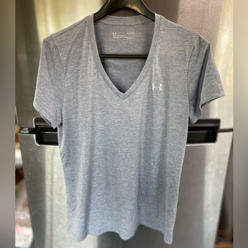 HEATGEAR Under Armour V‎ Neck MADE IN JORDAN WOMEN LG BLUE AND GRAY BLEND